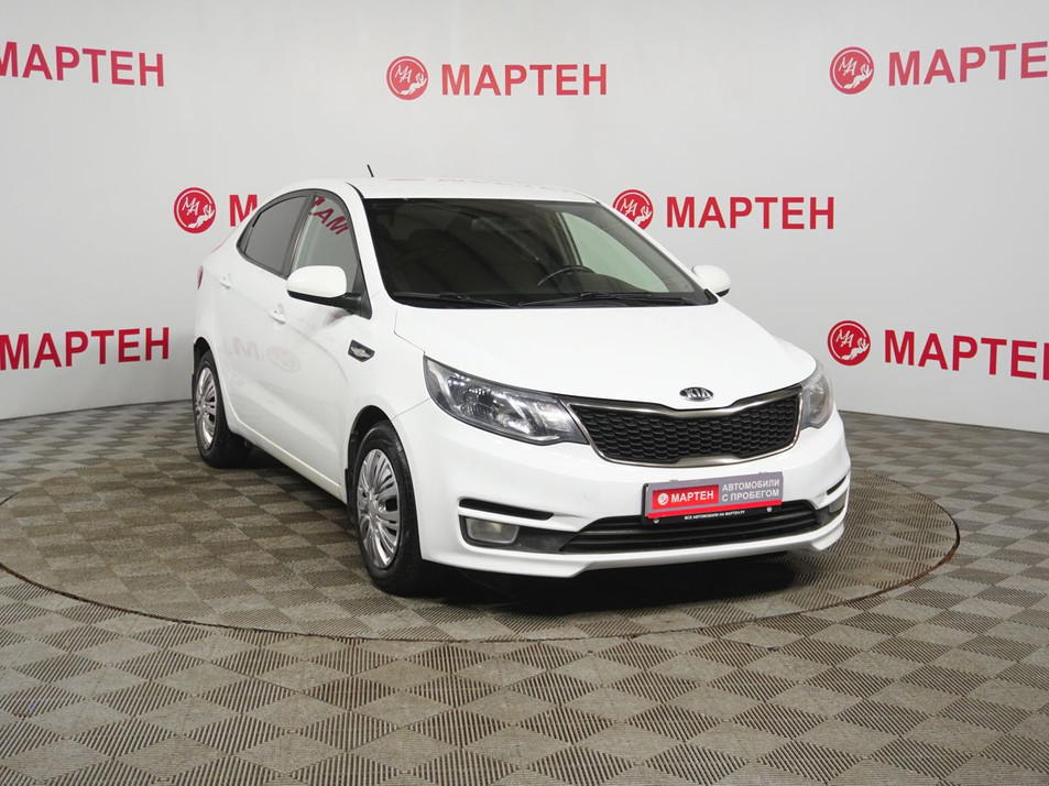 Автомобиль с пробегом Kia Rio в городе Вологда ДЦ - Мартен. Автомобили с пробегом