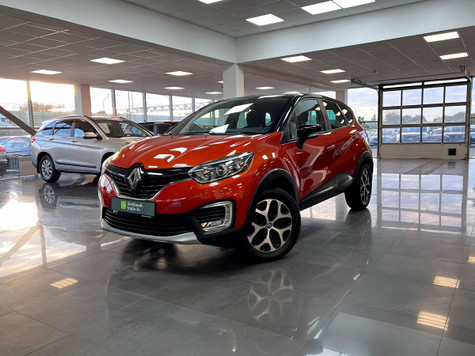 Автомобиль с пробегом Renault Kaptur в городе Тверь ДЦ - Зелёный trade-in Кривцово