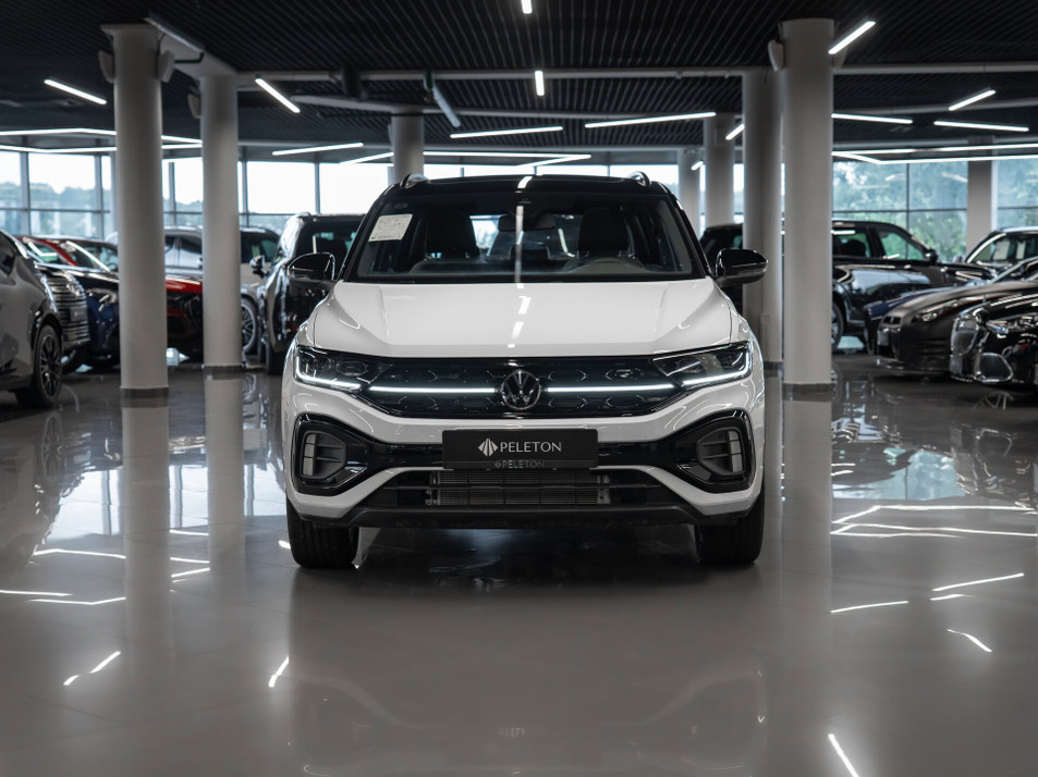 Автомобиль с пробегом Volkswagen T-Roc в городе Москва ДЦ - ОПНА пробег