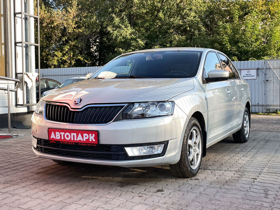 Автомобиль с пробегом SKODA Rapid в городе Ярославль ДЦ - Автопарк 76 на Менжинского