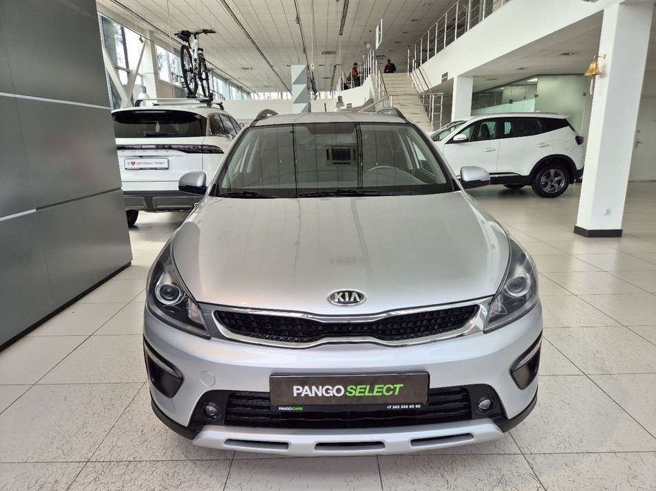 Автомобиль с пробегом Kia Rio в городе Екатеринбург ДЦ - PANGO Центр Автобан