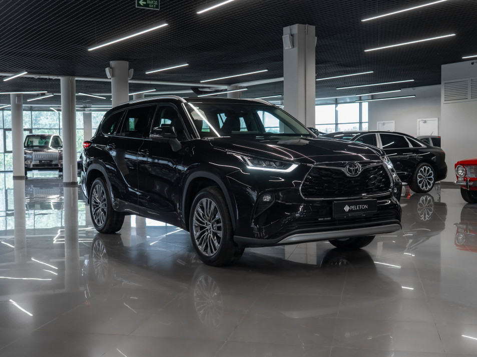 Автомобиль с пробегом Toyota Highlander в городе Москва ДЦ - PANGO&nbsp;Центр PELETON