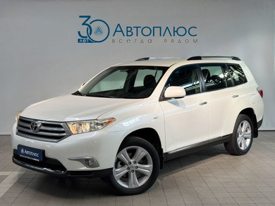 Автомобиль с пробегом Toyota Highlander в городе Омск ДЦ - Свободный склад USED (Тойота Центр Омск / Лексус - Омск / OMODA Автоплюс / JAECOO Автоплюс) (с пробегом)