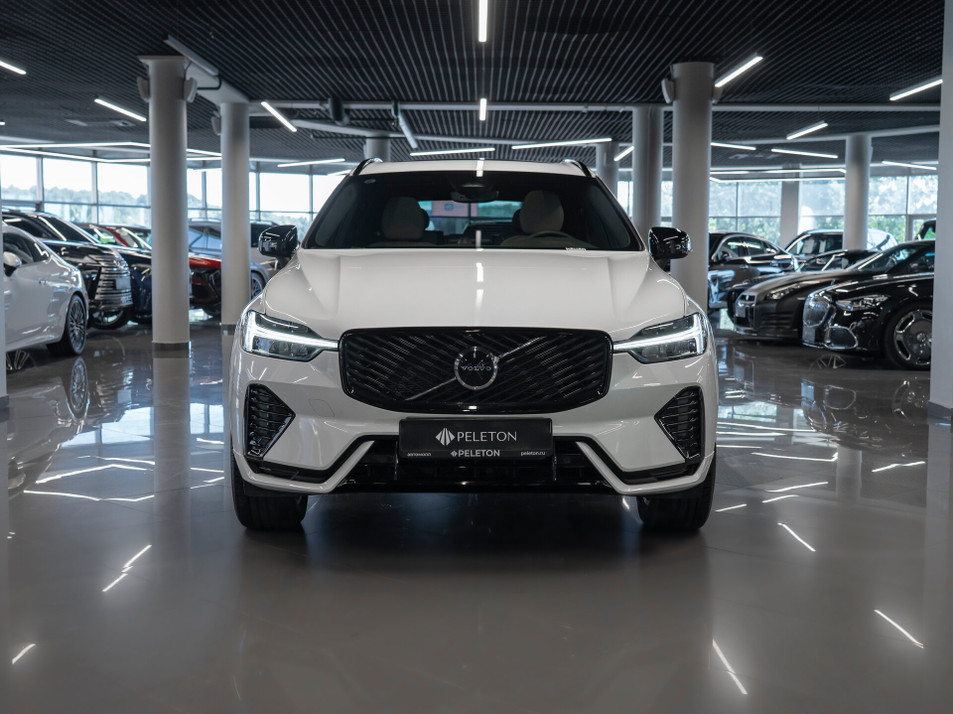 Автомобиль с пробегом Volvo XC60 в городе Москва ДЦ - PANGO Центр PELETON