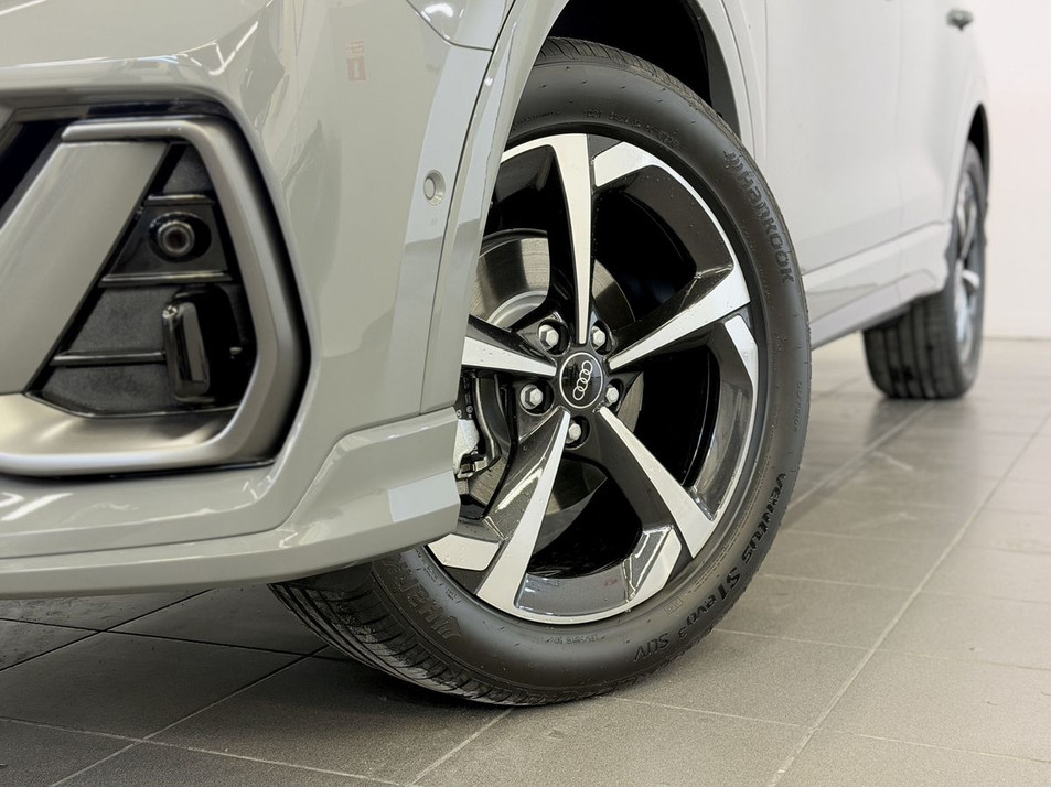 Автомобиль с пробегом Audi Q3 в городе Воронеж ДЦ - Бавария Юг Автомобили с пробегом