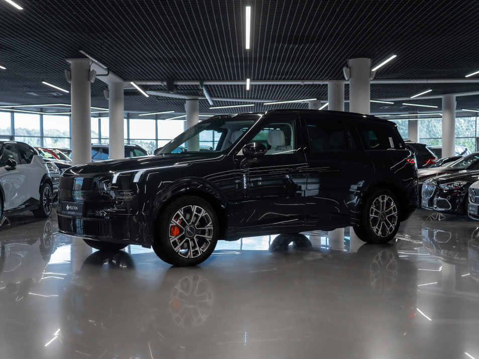 Автомобиль с пробегом LYNK&CO 900 в городе Москва ДЦ - PELETON ELECTRO