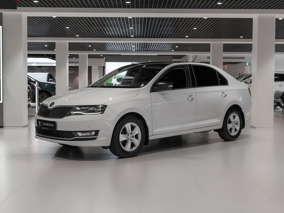 Автомобиль с пробегом SKODA Rapid в городе Москва ДЦ - PELETON Юг