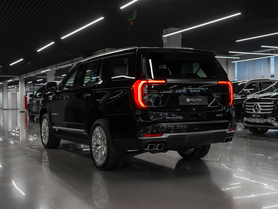Автомобиль с пробегом GMC Yukon в городе Москва ДЦ - PELETON ELECTRO