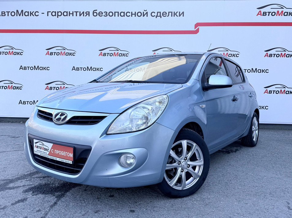 Автомобиль с пробегом Hyundai i20 в городе Тюмень ДЦ - PANGO Центр АвтоМакс