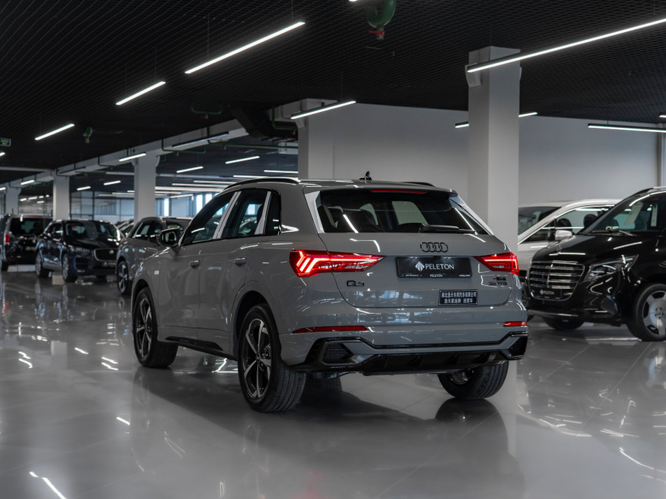 Автомобиль с пробегом Audi Q3 в городе Москва ДЦ - ОПНА пробег