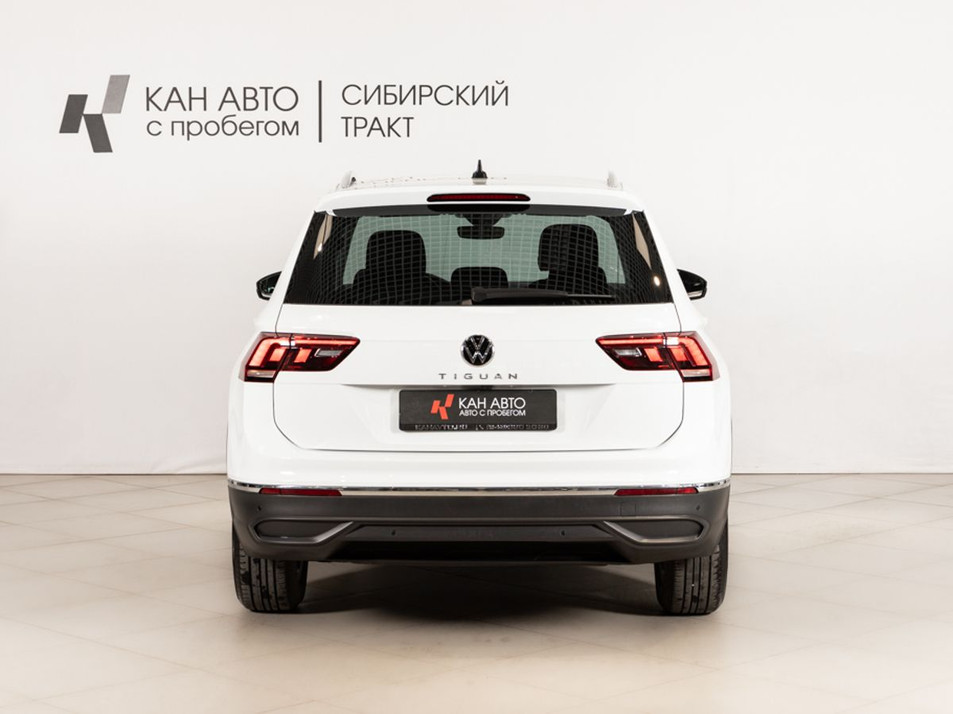 Автомобиль с пробегом Volkswagen Tiguan в городе Казань ДЦ - КАЭ Сибирский тракт