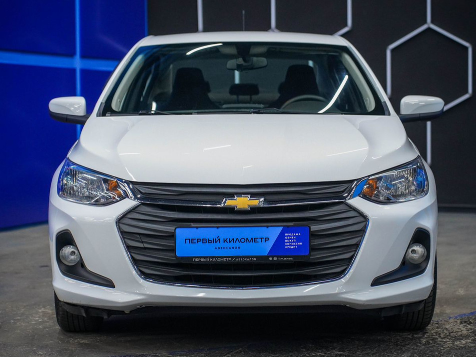 Автомобиль с пробегом Chevrolet Onix в городе Самара ДЦ - Первый километр Самара