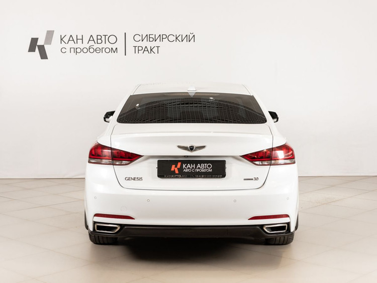 Автомобиль с пробегом Hyundai Genesis в городе Казань ДЦ - КАЭ Сибирский тракт