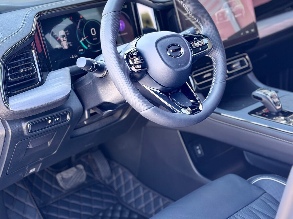 Новый автомобиль GAC GS8 GX Traveller в городе Сургут ДЦ - GAC Автоуниверсал