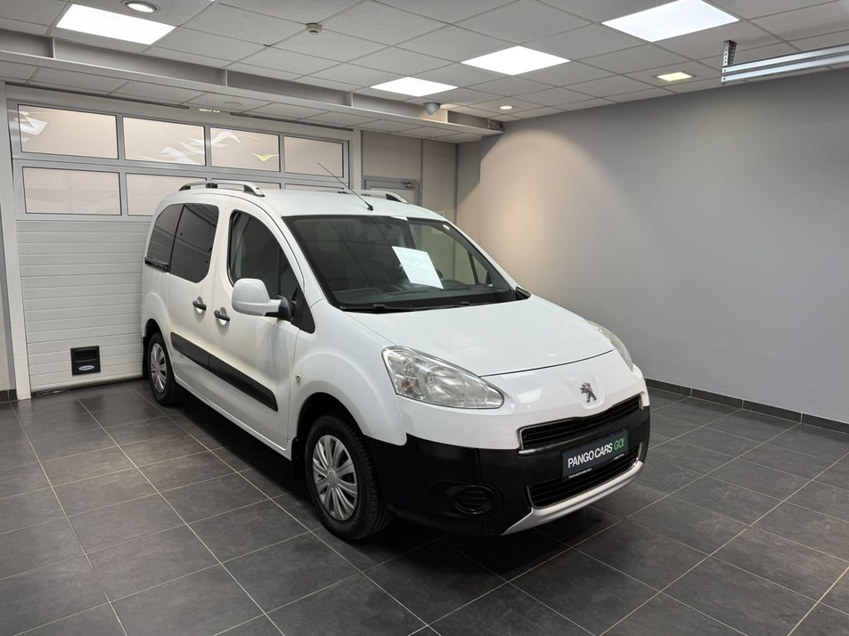 Автомобиль с пробегом Peugeot Partner в городе Тверь ДЦ - PANGO Центр Норд-Авто