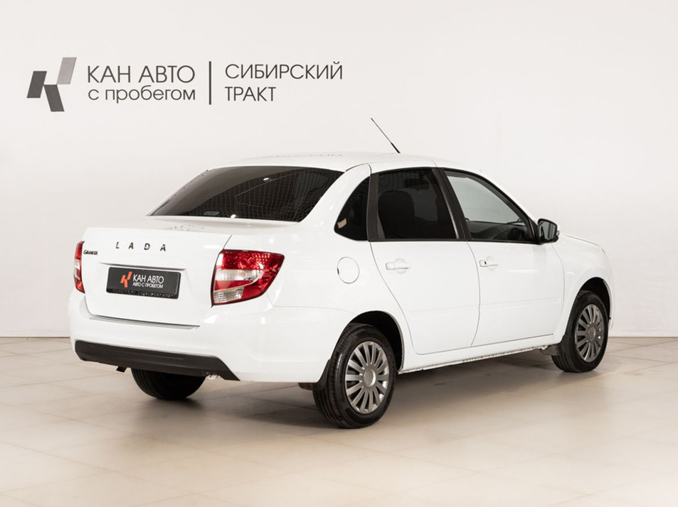 Автомобиль с пробегом LADA Granta в городе Казань ДЦ - КАЭ Сибирский тракт