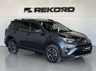 Автомобиль с пробегом Toyota RAV4 в городе Уфа ДЦ - Rekord Жукова 30а