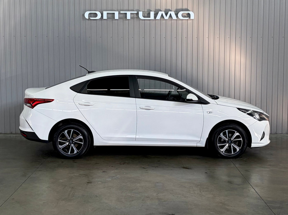 Автомобиль с пробегом Hyundai Solaris в городе Краснодар ДЦ - PANGO Центр Оптима Кубань