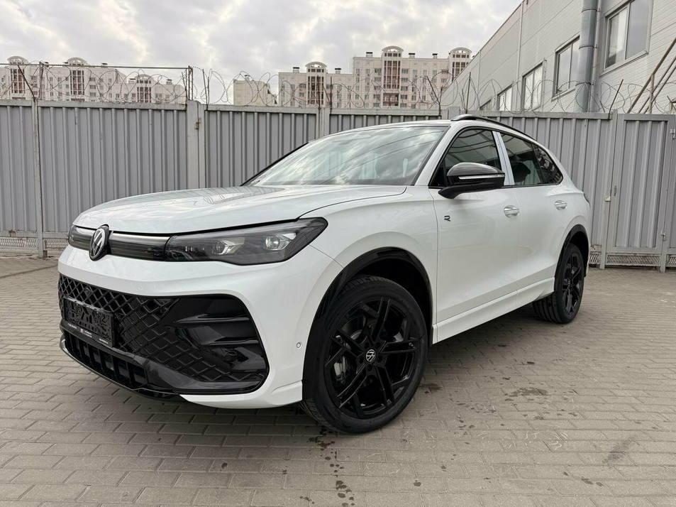 Автомобиль с пробегом Volkswagen Tiguan в городе Ростов-на-Дону ДЦ - PANGO Центр Запад