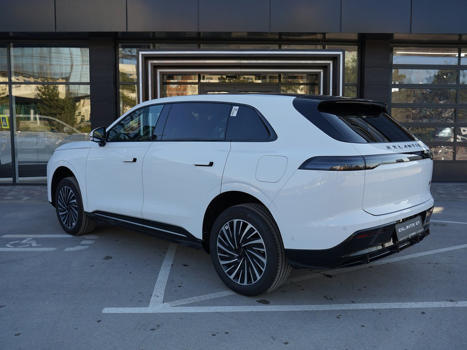 Новый автомобиль EXEED Exlantix ET Top в городе Симферополь ДЦ - ESTEO Черномор STOCK NEW