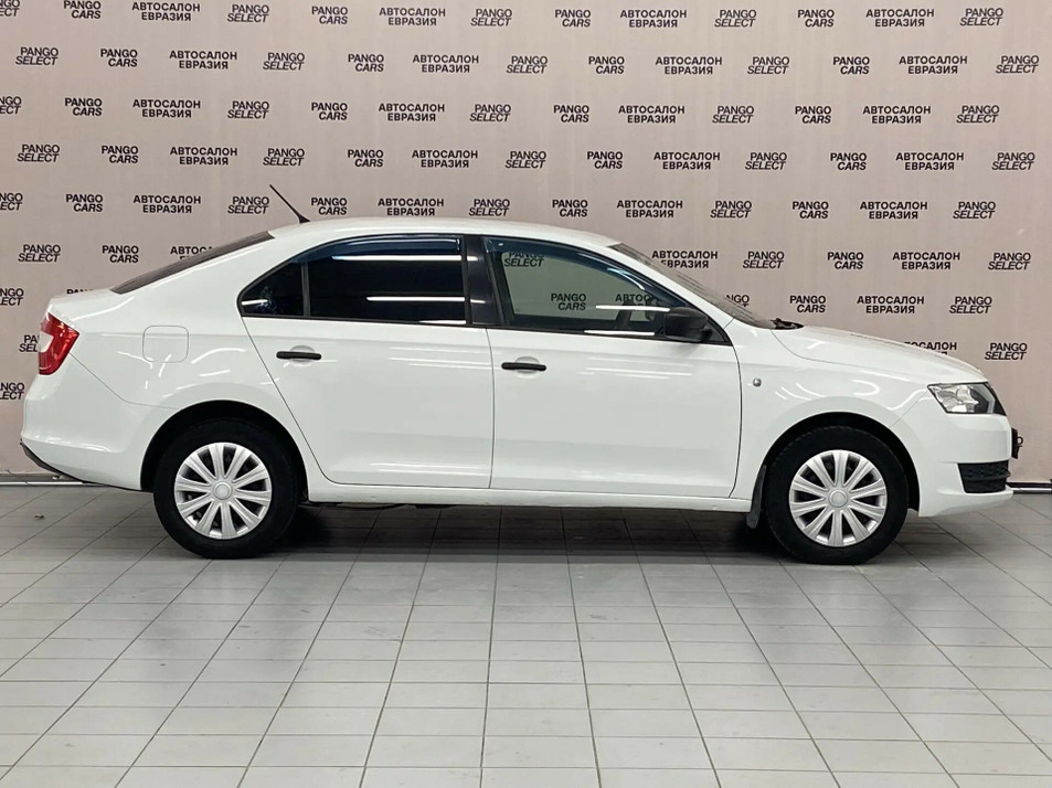 Автомобиль с пробегом SKODA Rapid в городе Оренбург ДЦ - PANGO Центр Евразия