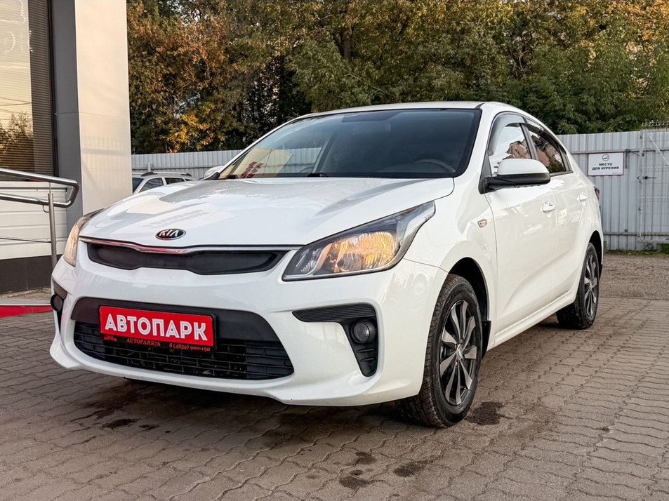 Автомобиль с пробегом Kia Rio в городе Ярославль ДЦ - Автопарк 76 на Менжинского