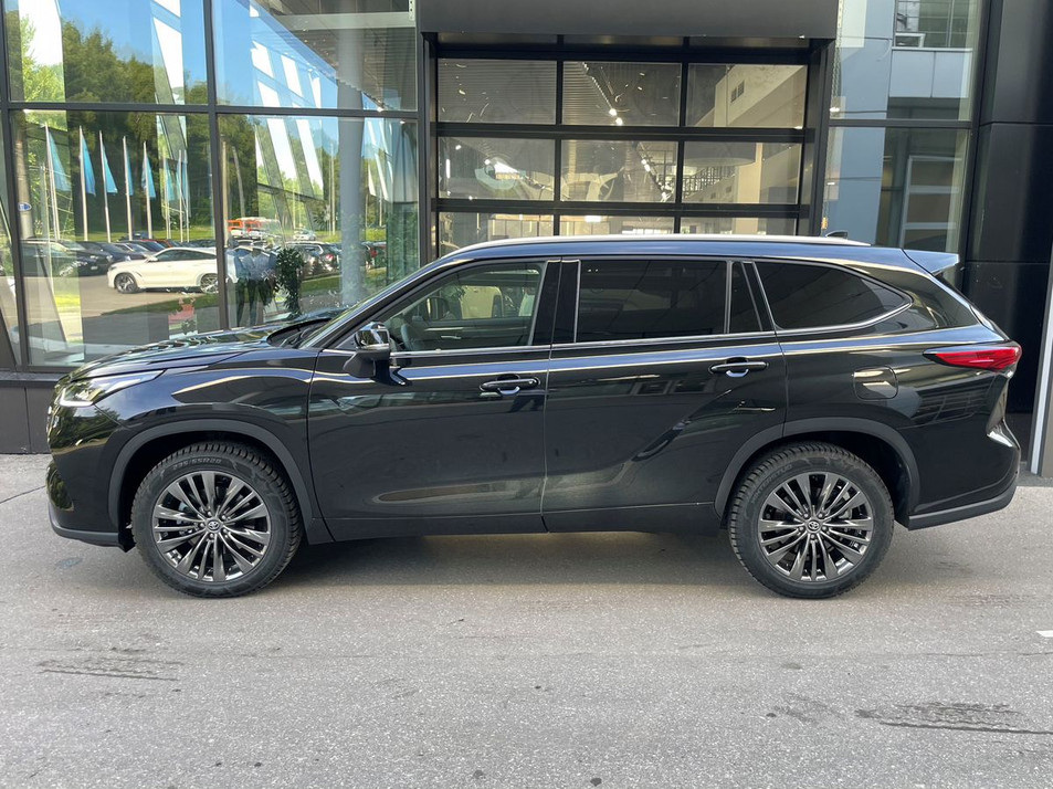 Автомобиль с пробегом Toyota Highlander в городе Нижний Новгород ДЦ - PANGO Центр Джейкар на Бринского