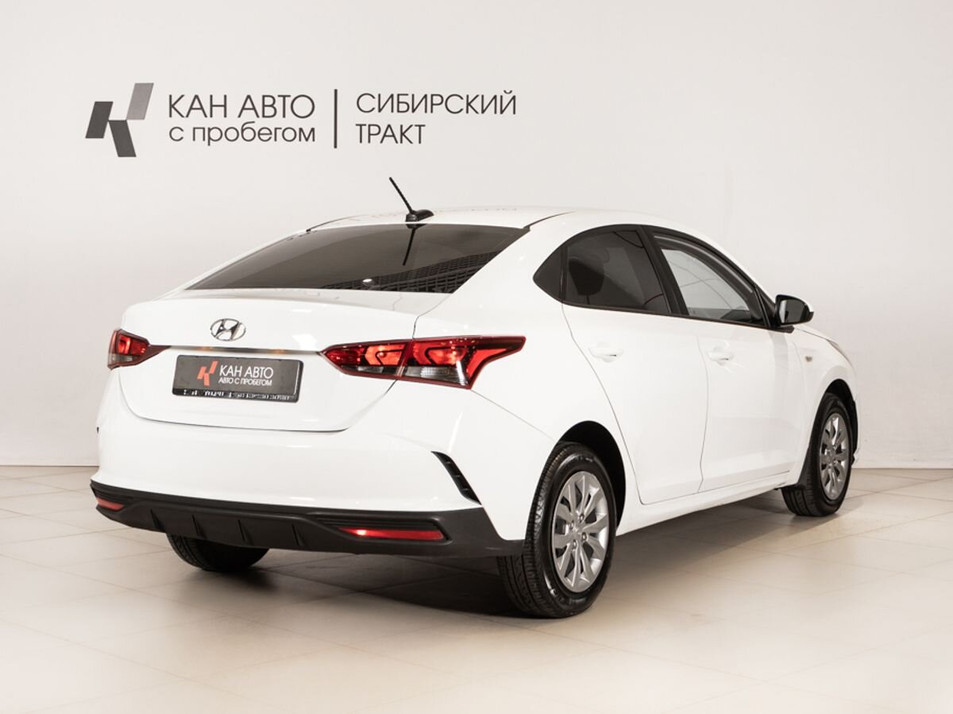 Автомобиль с пробегом Hyundai Solaris в городе Казань ДЦ - КАЭ Сибирский тракт