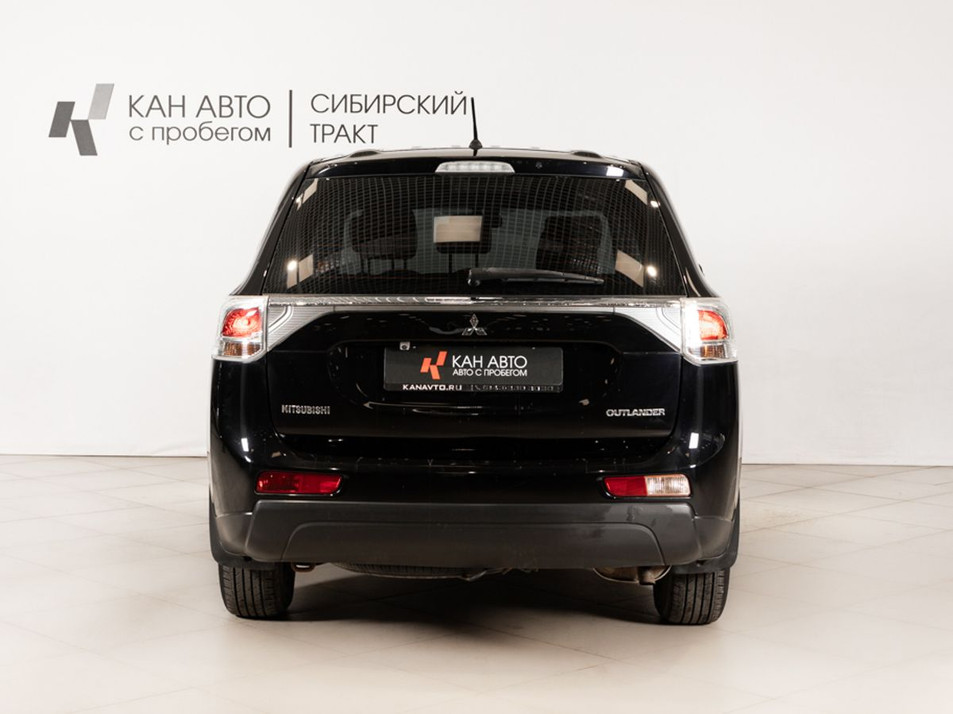 Автомобиль с пробегом Mitsubishi Outlander в городе Казань ДЦ - КАЭ Сибирский тракт