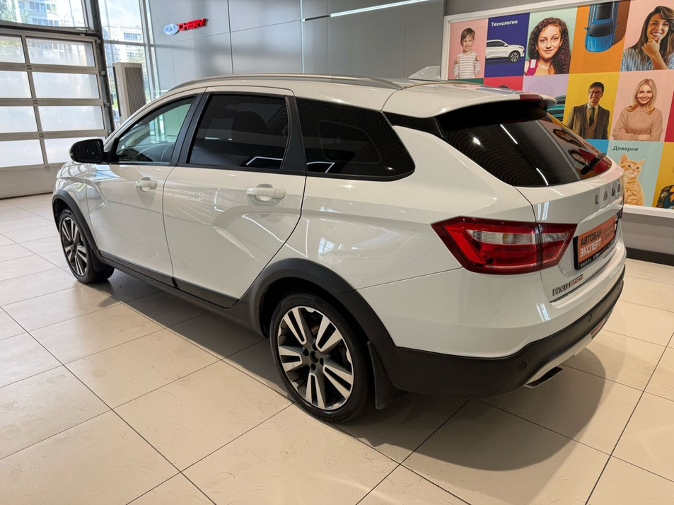 Автомобиль с пробегом LADA Vesta в городе Екатеринбург ДЦ - Автобан на Щербакова 144