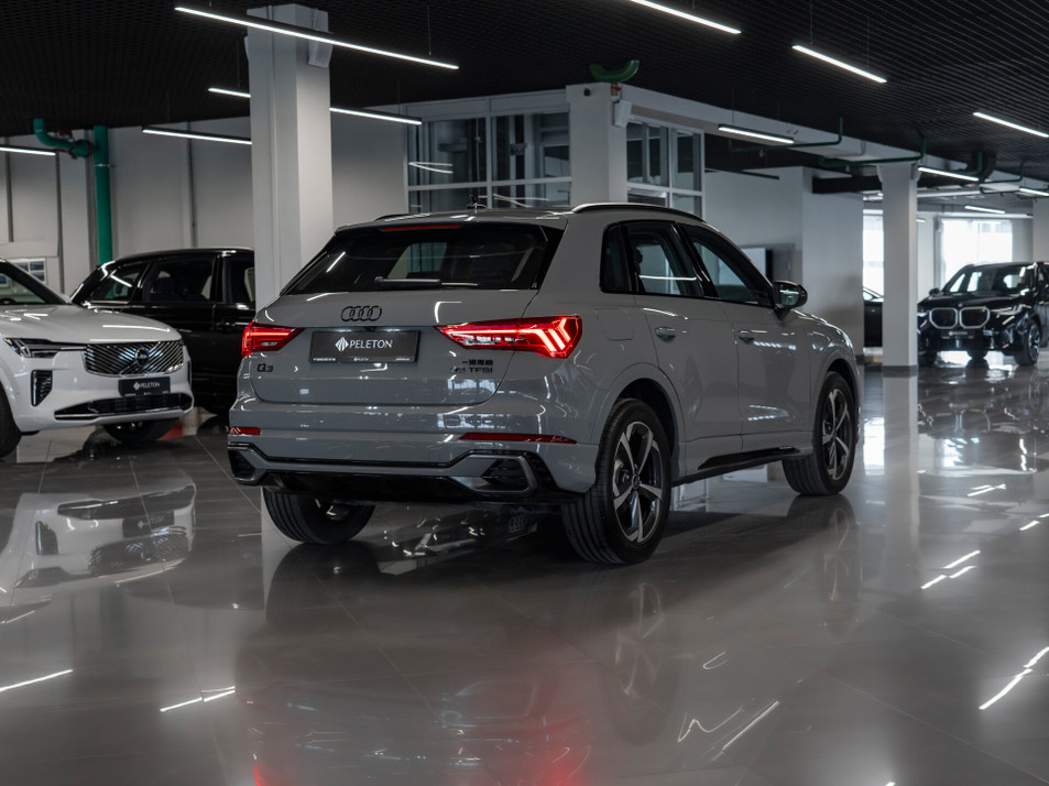 Автомобиль с пробегом Audi Q3 в городе Москва ДЦ - PELETON Юг