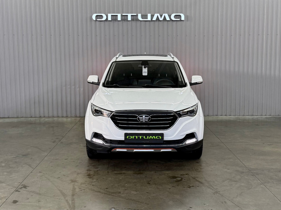 Автомобиль с пробегом FAW Besturn X40 в городе Краснодар ДЦ - PANGO Центр Оптима Кубань