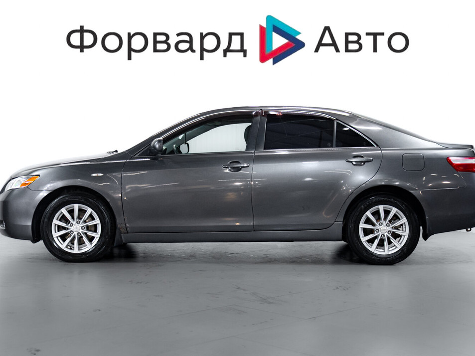 Автомобиль с пробегом Toyota Camry в городе Тюмень ДЦ - PANGO Центр Авторитейл Диамант