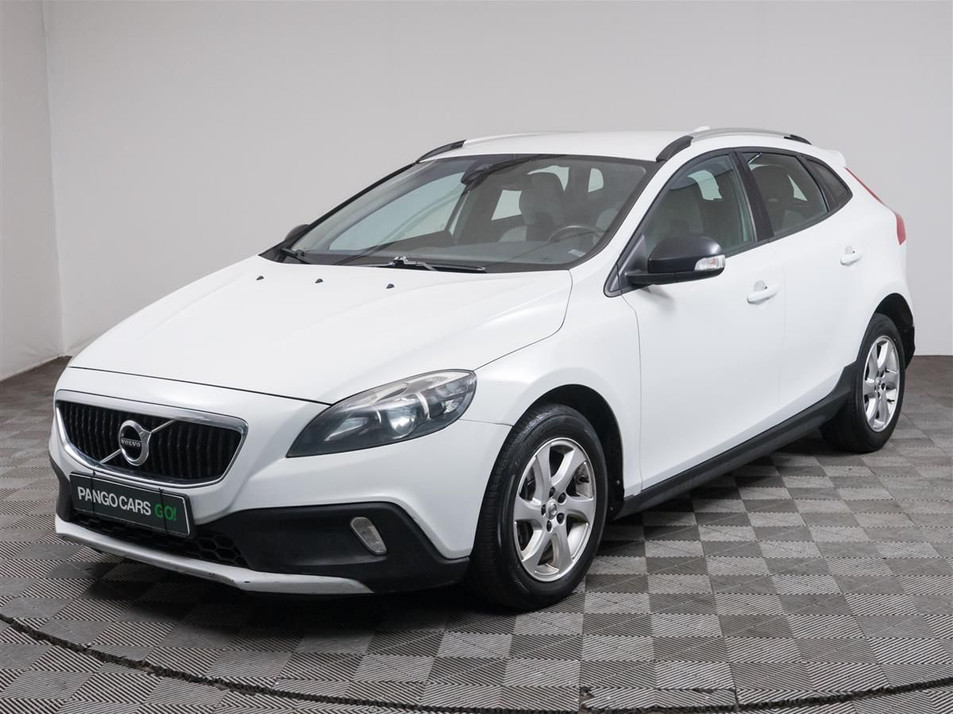 Автомобиль с пробегом Volvo V40 Cross Country в городе Балашиха ДЦ - PANGO Центр Великан Измайлово