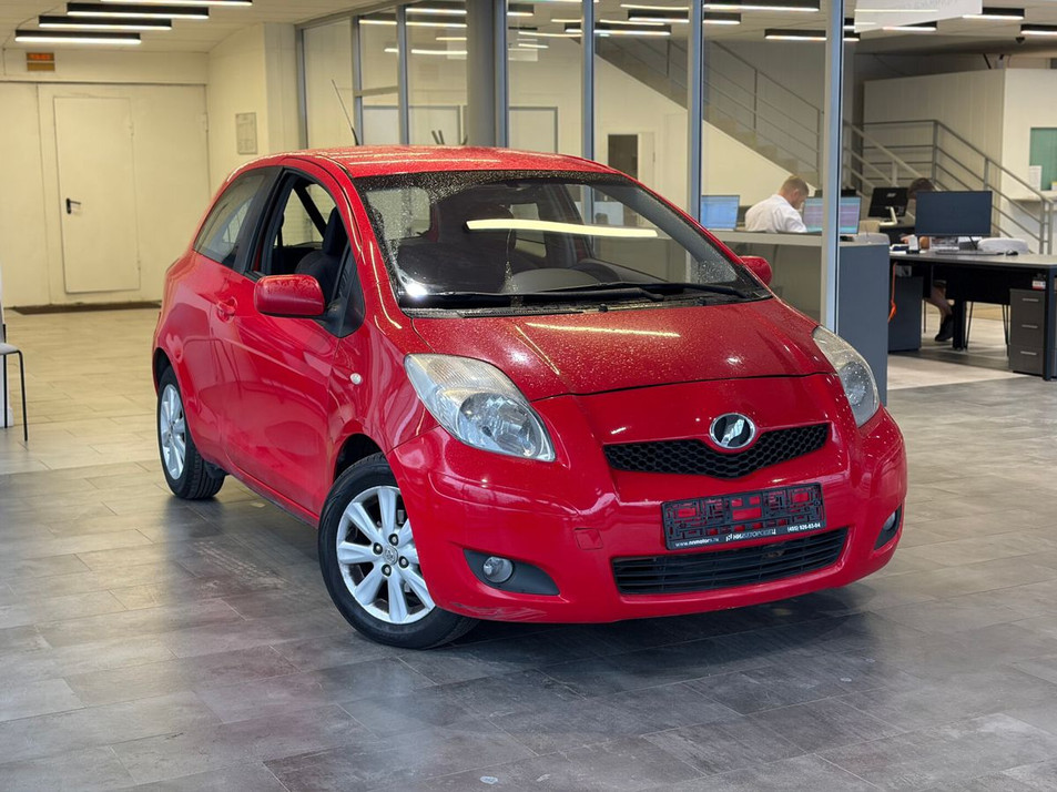 Автомобиль с пробегом Toyota Yaris в городе Реутов ДЦ - PANGO Центр Нижегородец Реутов