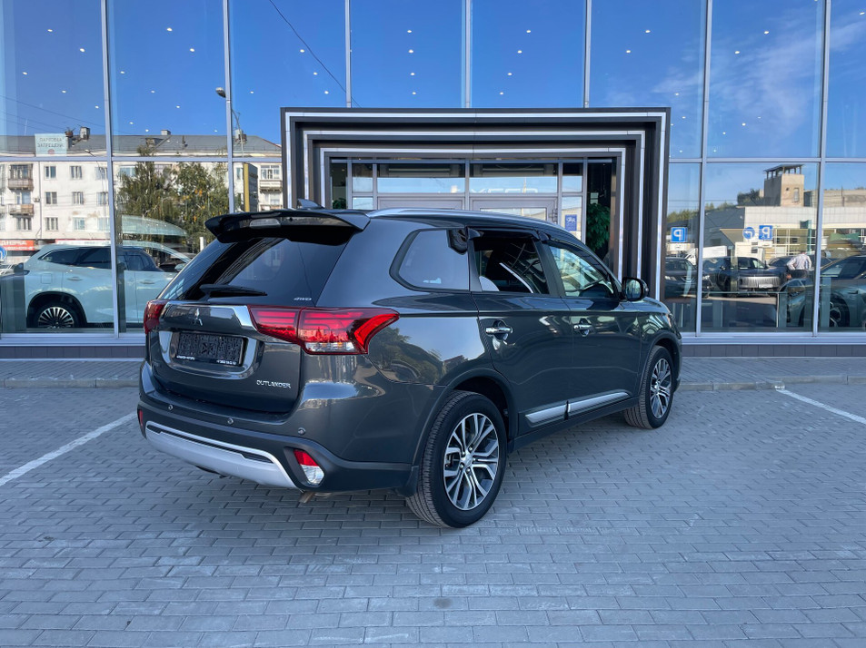 Автомобиль с пробегом Mitsubishi Outlander в городе Барнаул ДЦ - ESTEO ЦЕНТР АЛЬБИОН-МОТОРС КАЛИНИНА 509