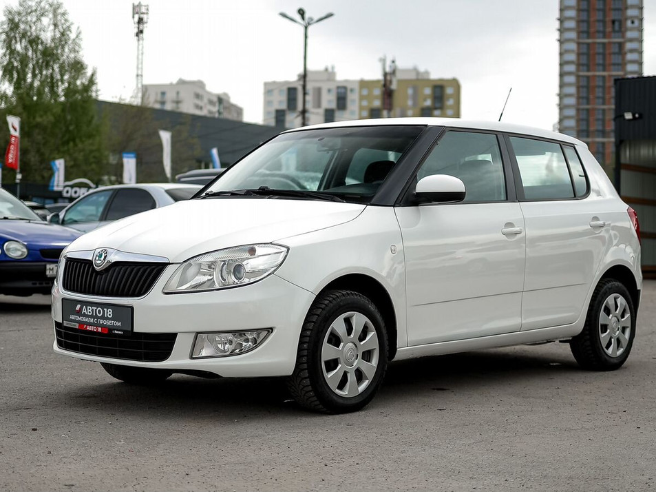 Автомобиль с пробегом SKODA Fabia в городе Ижевск ДЦ - Автосалон АВТО 18 Ленина 178Б