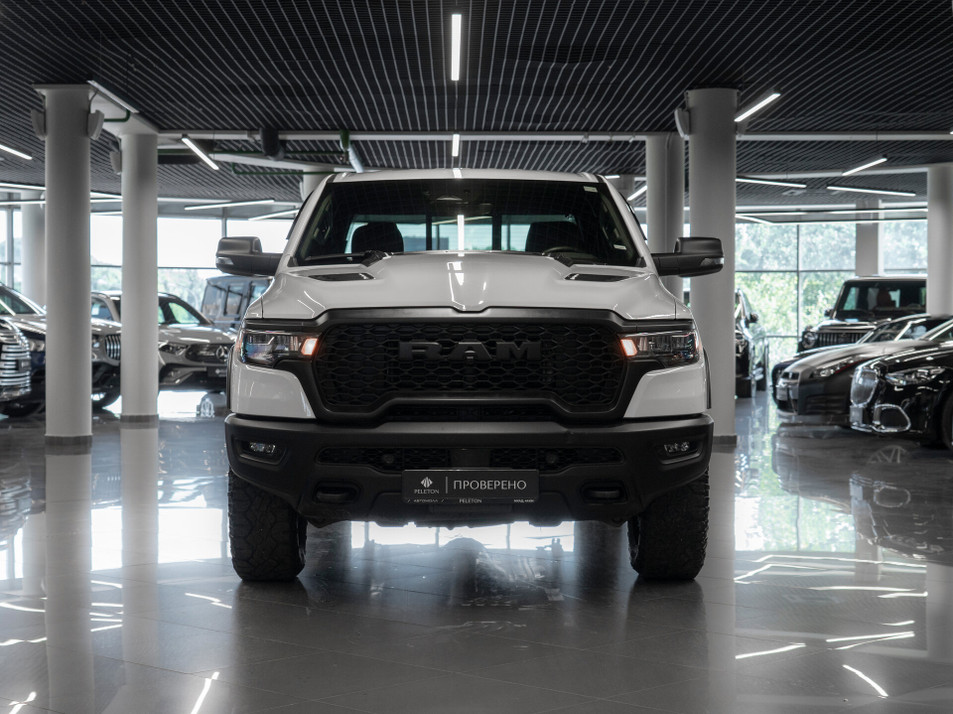 Автомобиль с пробегом RAM 1500 в городе Москва ДЦ - PANGO&nbsp;Центр PELETON
