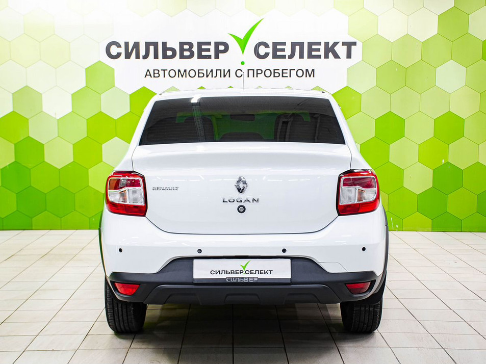 Автомобиль с пробегом Renault Logan в городе Магнитогорск ДЦ - СИЛЬВЕР.SELECT 113