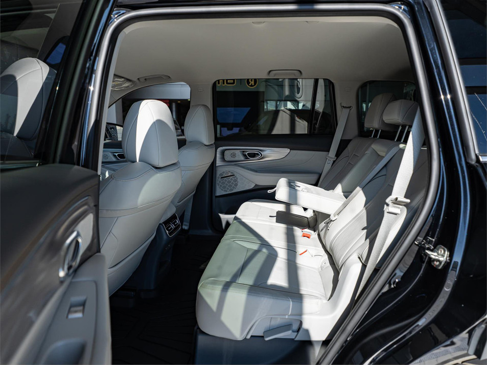 Новый автомобиль GAC GS8 GL (5 мест) в городе Москва ДЦ - GAC БИЗНЕС КАР Левобережный
