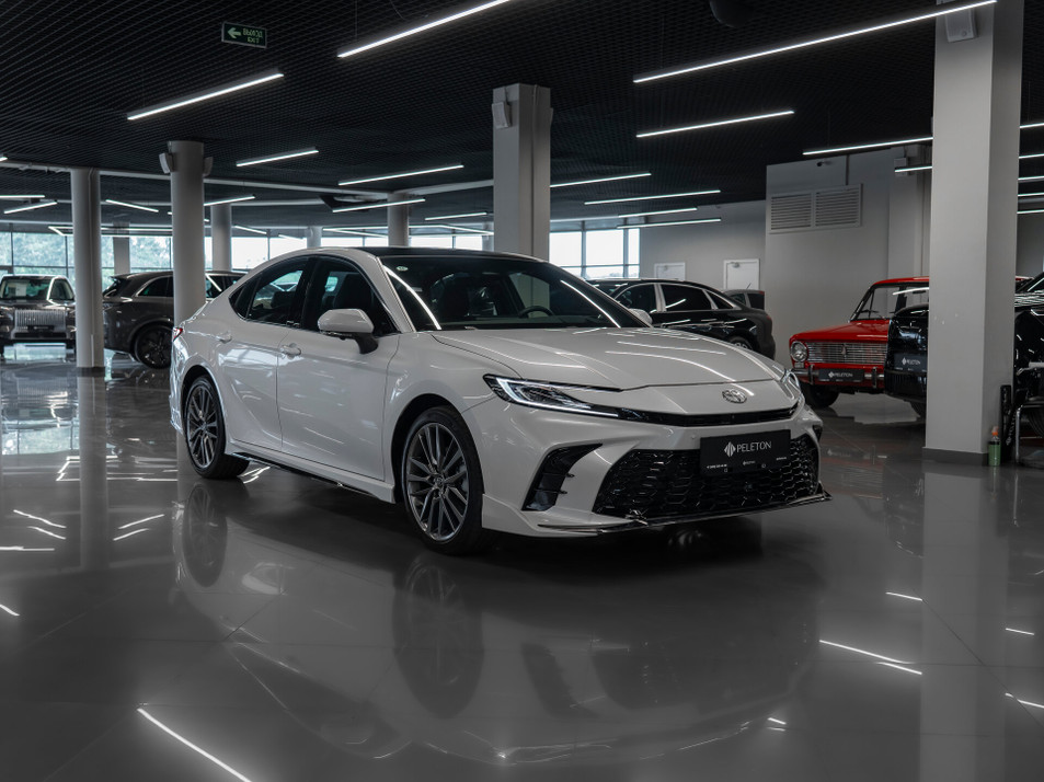 Автомобиль с пробегом Toyota Camry в городе Москва ДЦ - PANGO Центр PELETON