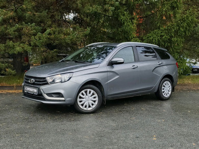 Автомобиль с пробегом LADA Vesta в городе Санкт-Петербург ДЦ - Тойота Центр Невский