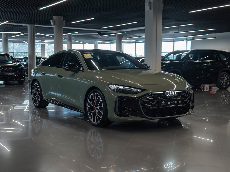 Автомобиль с пробегом Audi A5 в городе Москва ДЦ - PELETON Юг