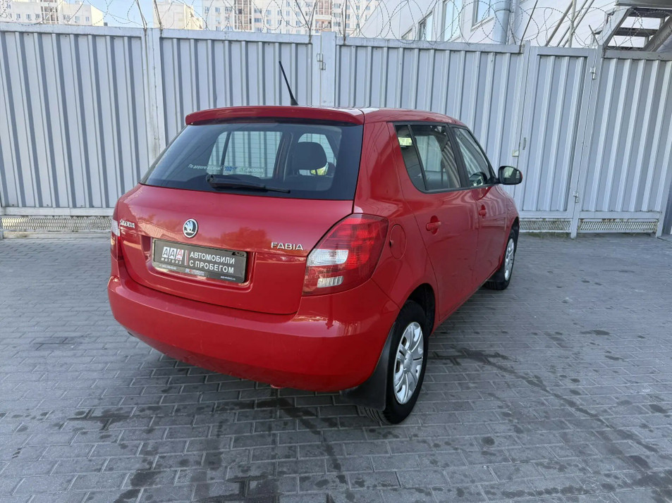 Автомобиль с пробегом SKODA Fabia в городе Ростов-на-Дону ДЦ - PANGO Центр Запад