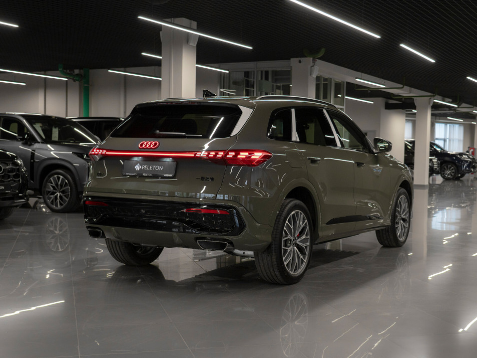 Автомобиль с пробегом Audi Q5 в городе Москва ДЦ - PELETON Юг