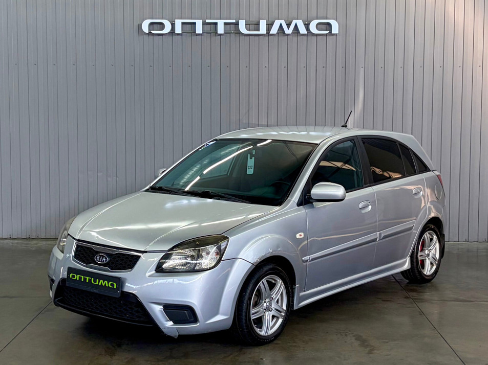 Автомобиль с пробегом Kia Rio в городе Краснодар ДЦ - PANGO Центр Оптима Кубань