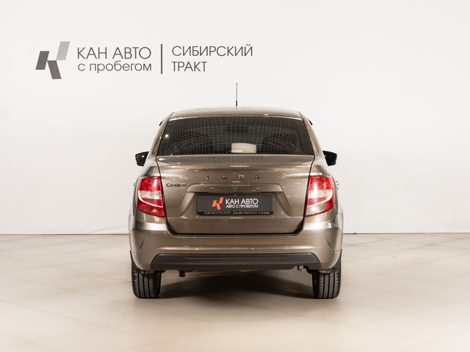Автомобиль с пробегом LADA Granta в городе Казань ДЦ - КАЭ Сибирский тракт