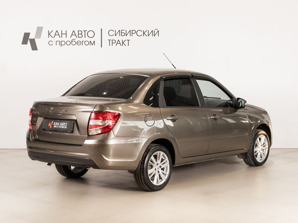 Автомобиль с пробегом LADA Granta в городе Казань ДЦ - КАЭ Сибирский тракт