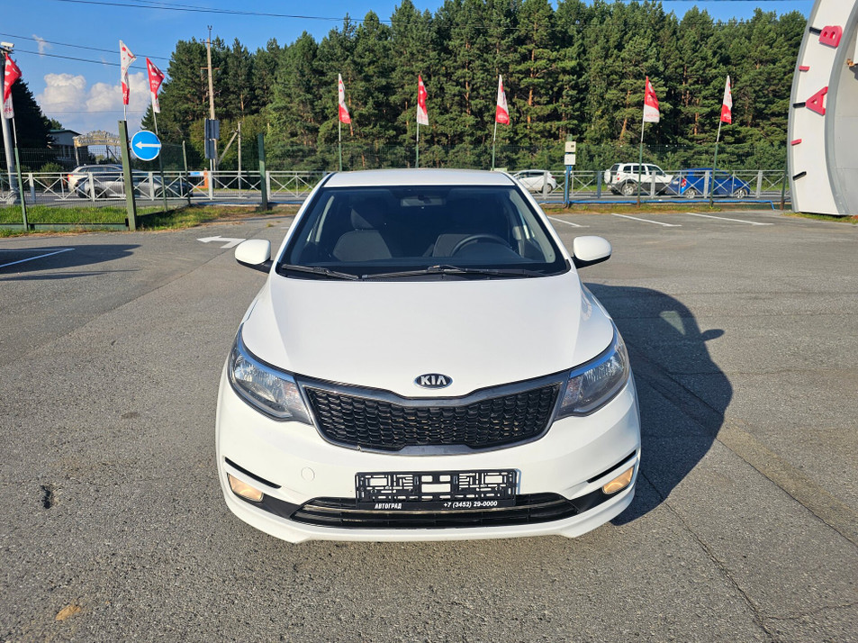 Автомобиль с пробегом Kia Rio в городе Тюмень ДЦ - PANGO Центр Автоград