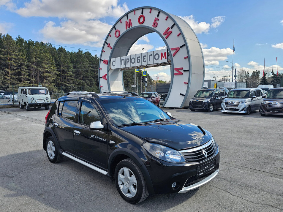 Автомобиль с пробегом Renault Sandero в городе Тюмень ДЦ - PANGO Центр Автоград